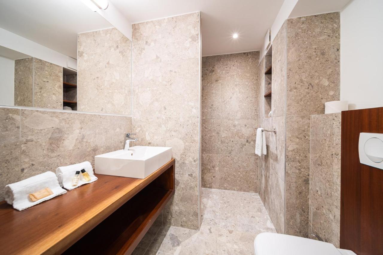 Residence Tropic Appart Hotel Saint-Gilles Les Bains Exterior photo