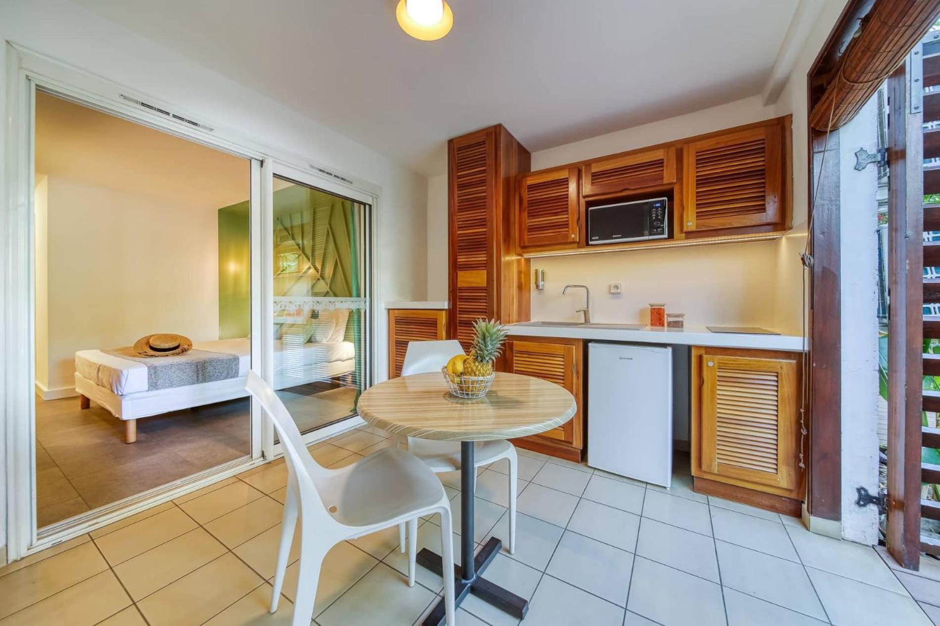 Residence Tropic Appart Hotel Saint-Gilles Les Bains Exterior photo