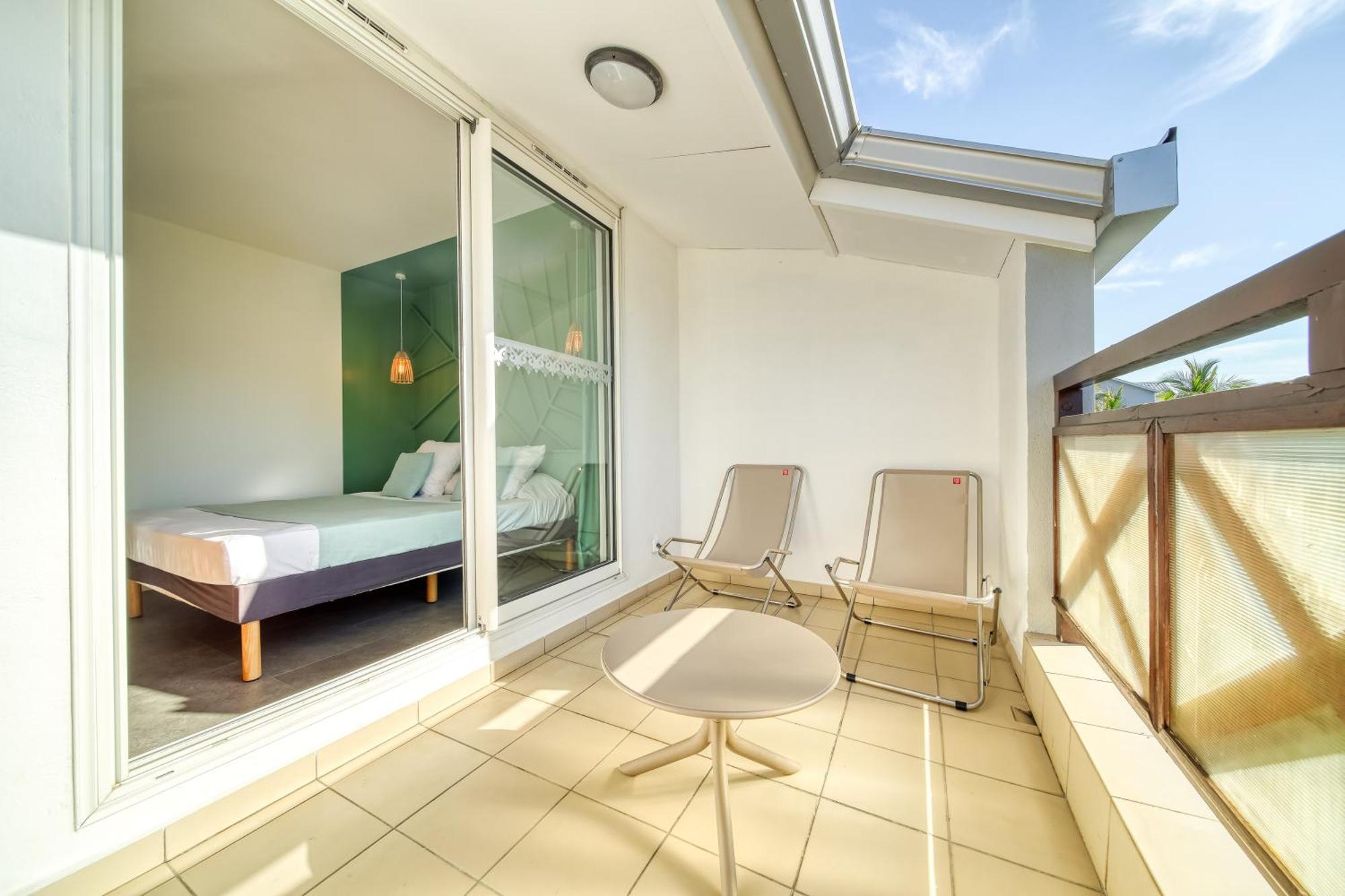 Residence Tropic Appart Hotel Saint-Gilles Les Bains Exterior photo