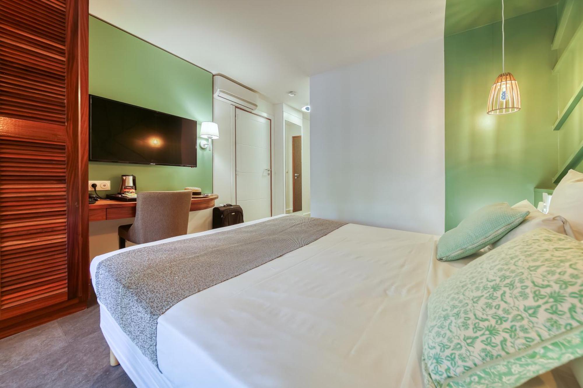 Residence Tropic Appart Hotel Saint-Gilles Les Bains Exterior photo
