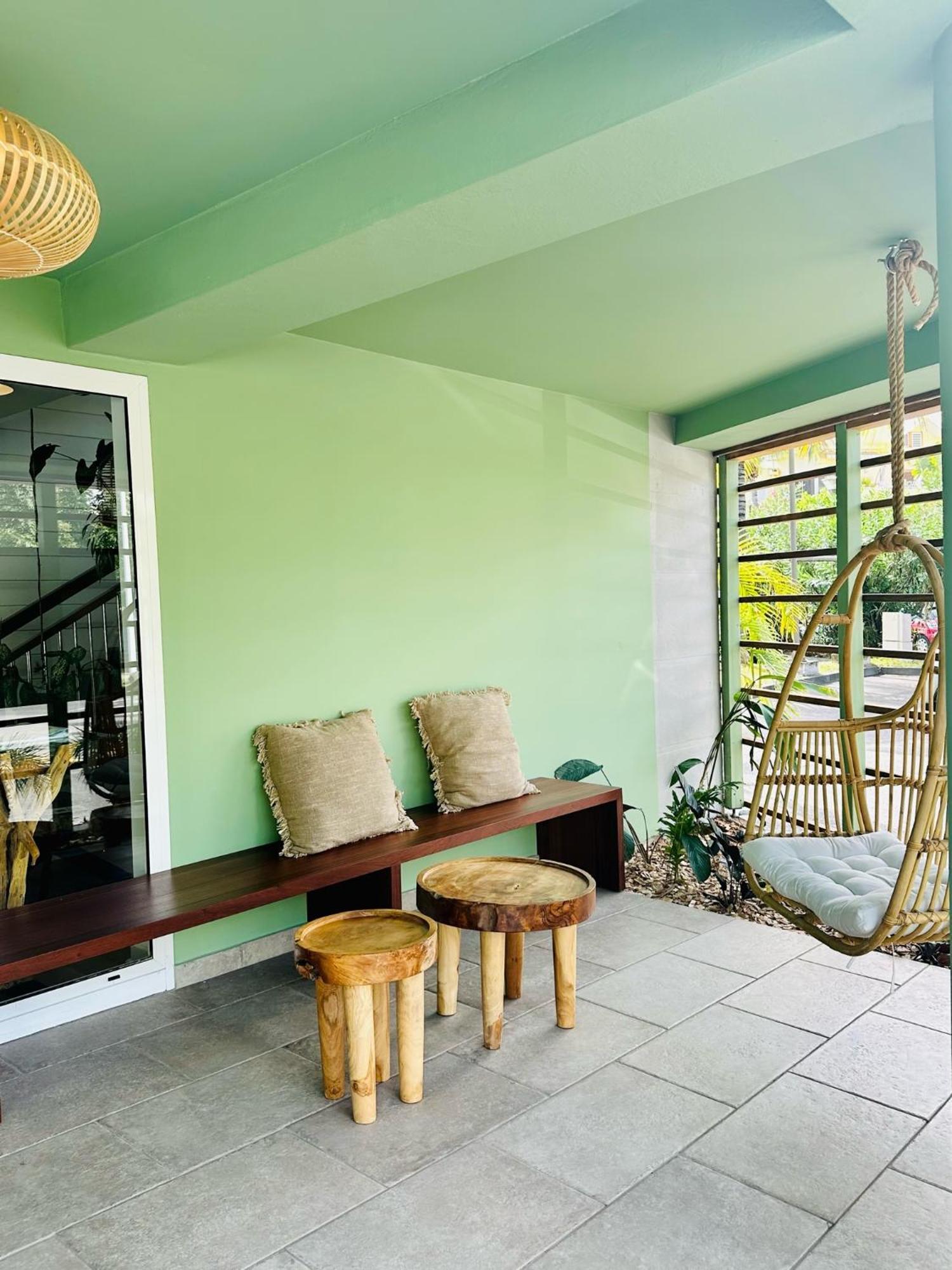 Residence Tropic Appart Hotel Saint-Gilles Les Bains Exterior photo