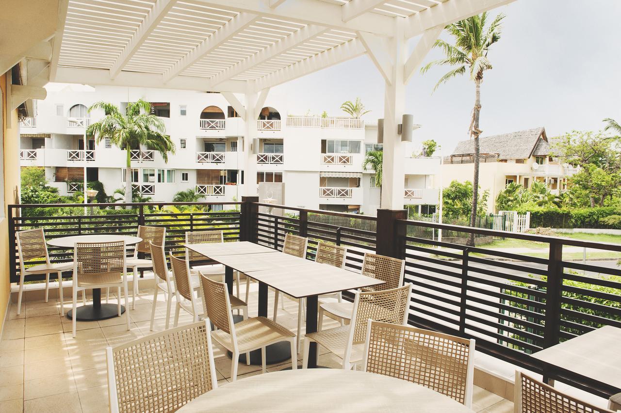 Residence Tropic Appart Hotel Saint-Gilles Les Bains Exterior photo